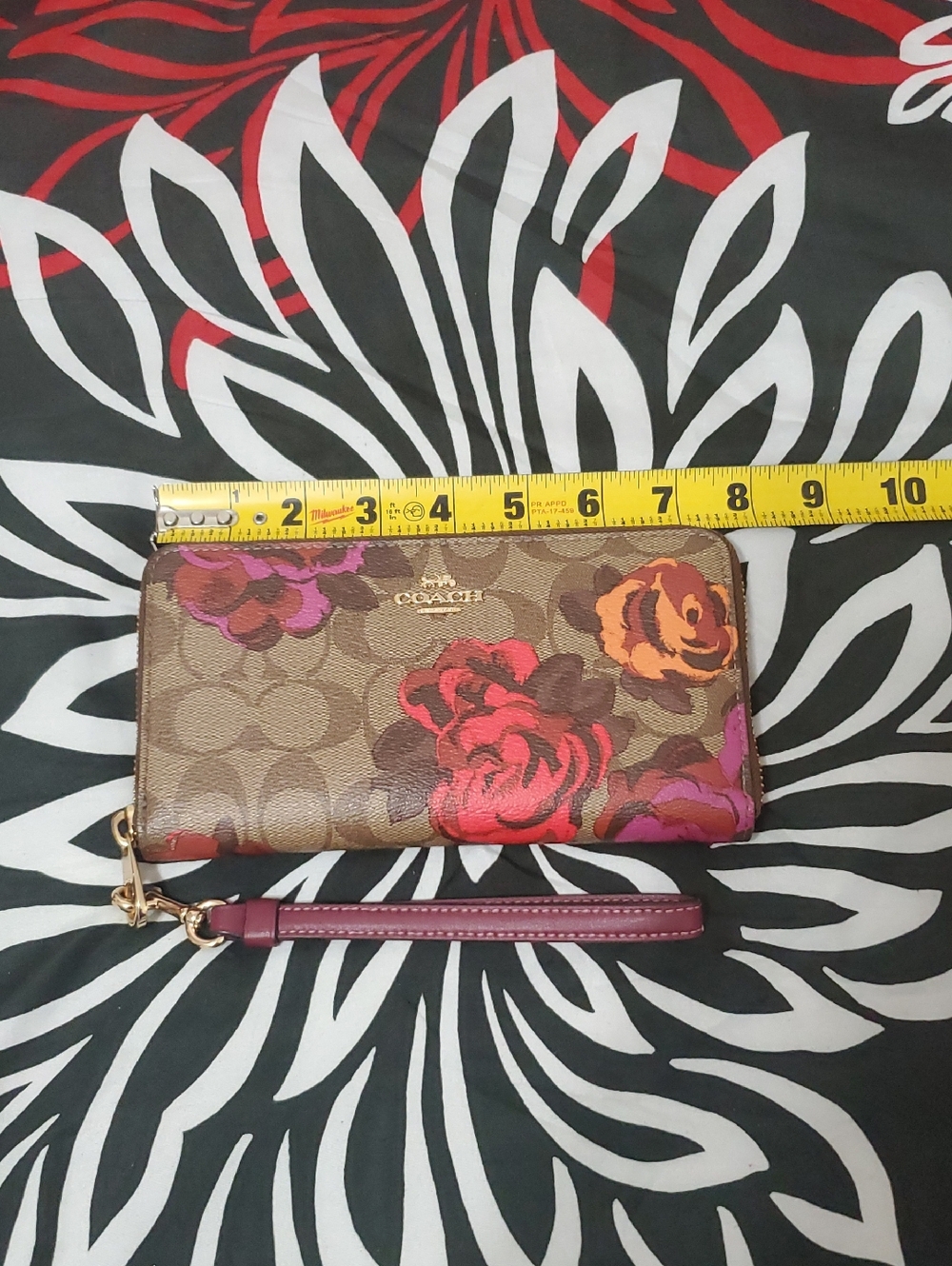 Coach Brown Signature Big Floral Zip Around Wallet Wristlet - Picture 4 of 6